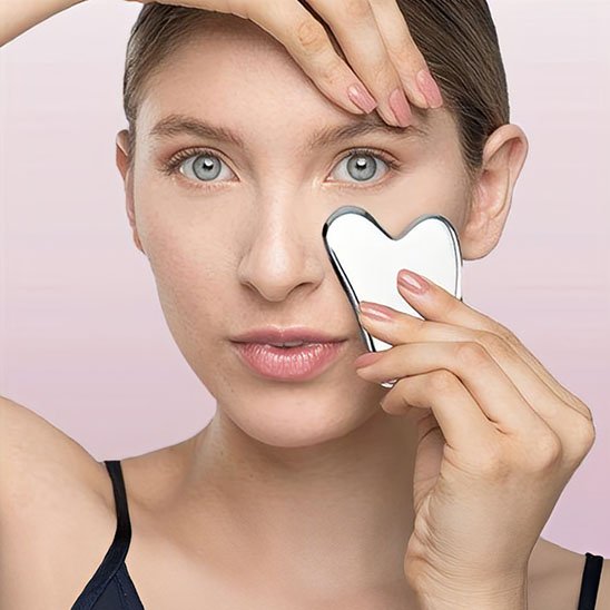 gua-sha-inoxydable-visage