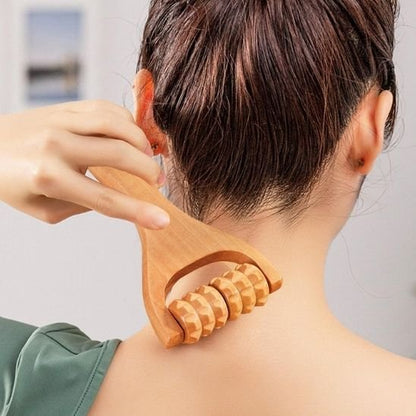 rouleau-de-massage-cou-bois-naturel